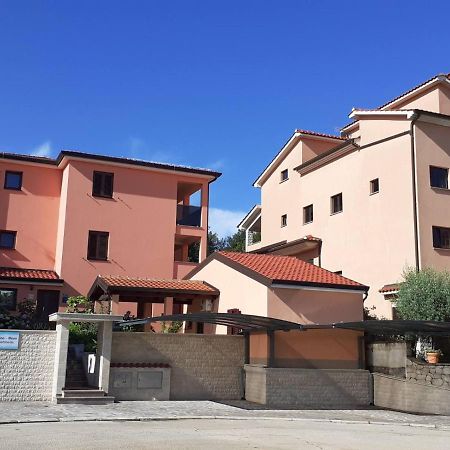 Apartments Marina-Mare Пореч Екстер'єр фото