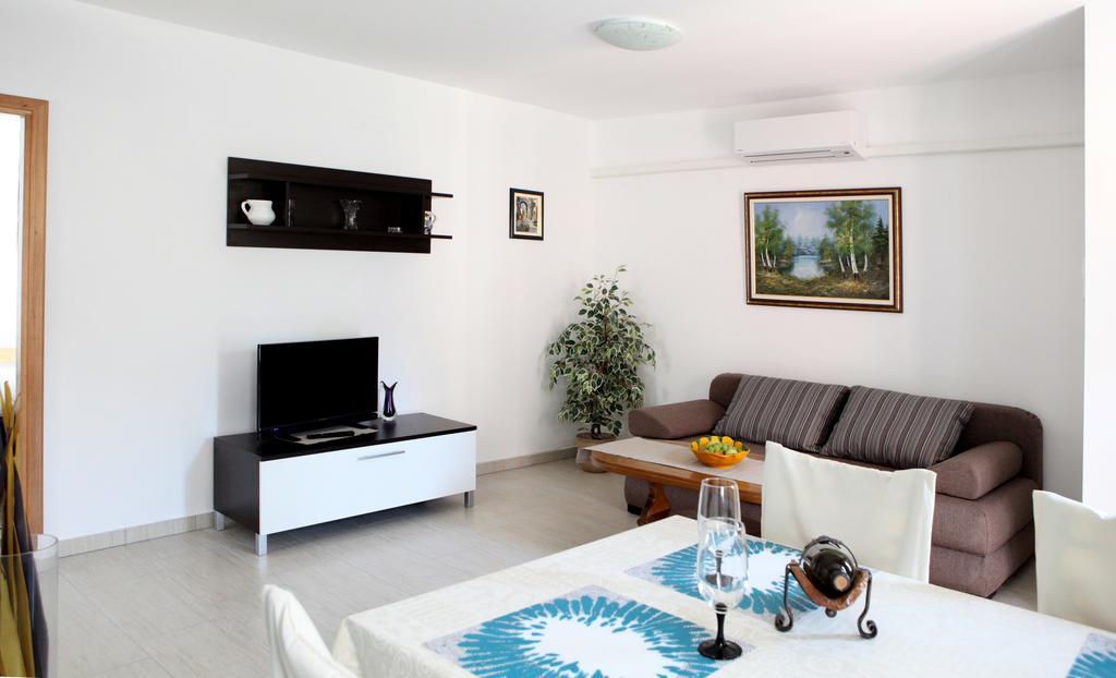 Apartments Marina-Mare Пореч Екстер'єр фото