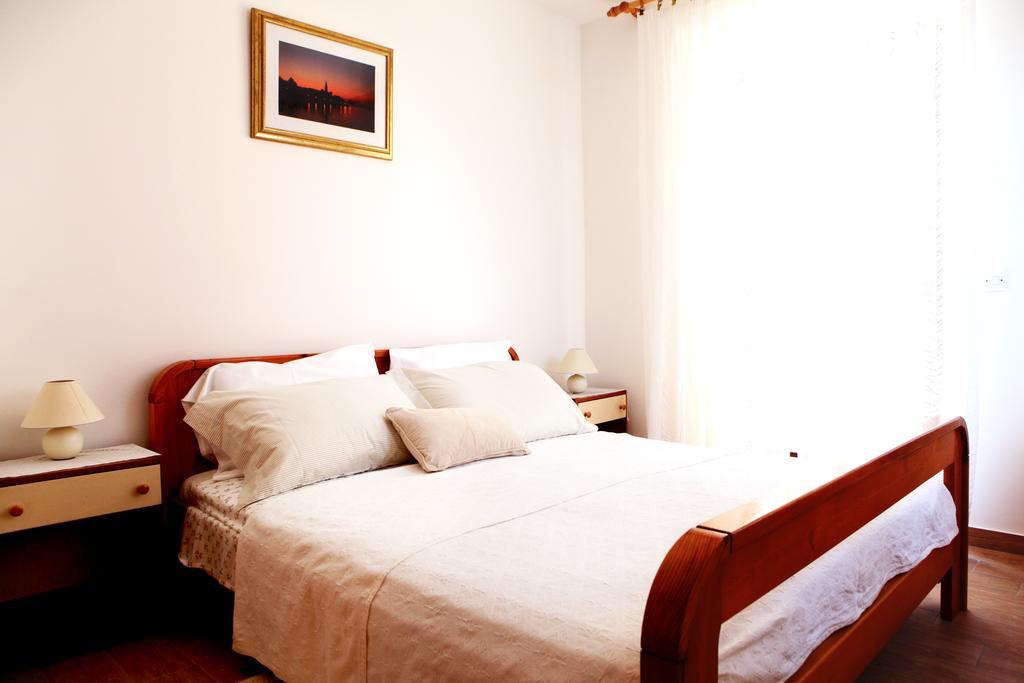 Apartments Marina-Mare Пореч Екстер'єр фото
